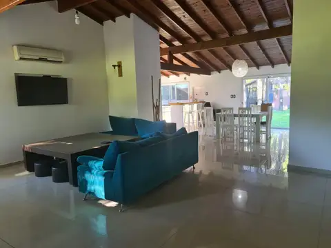 Quinta en Venta en Moreno, USD 290.000