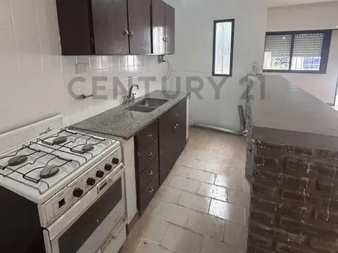 Casa en Venta en Los Hornos, USD 70.000