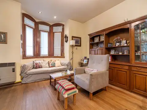 Casa en Venta con 1 cochera