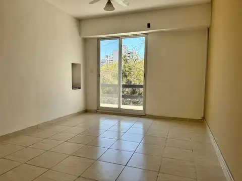 Departamento en Venta en Martínez, USD 128.000