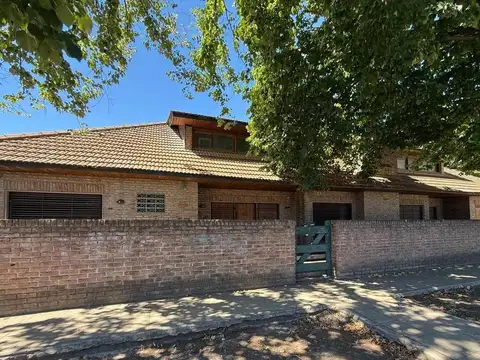CHALET EN VENTA EN R. CALZADA