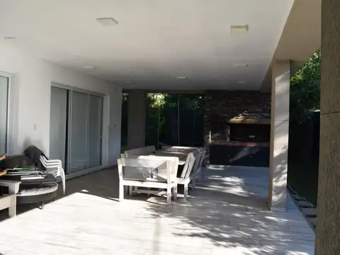 Casa en Venta en Colastine, USD 180.000