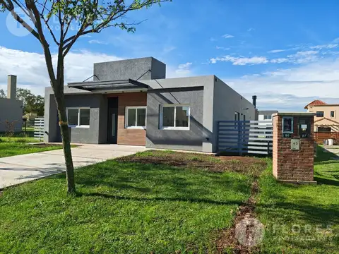 Casa en venta, 5 ambientes, 3 dormitorios, 2 baños, Barrio San Pablo, Derqui, Pilar
