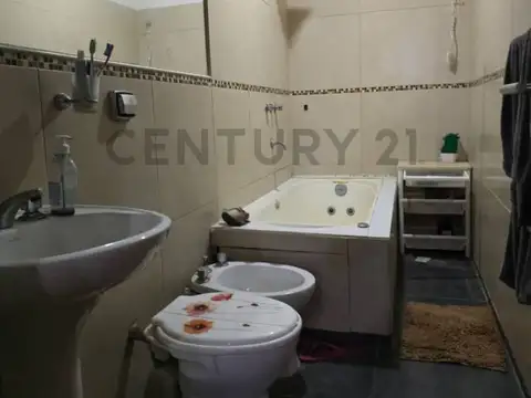 Mamerto Avendaño 324 , Piso 0