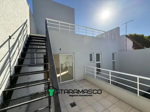 VENTA PH 2 AMB C/PATIO Y TERRAZA PRIVADA EN VILLA SANTA RITA