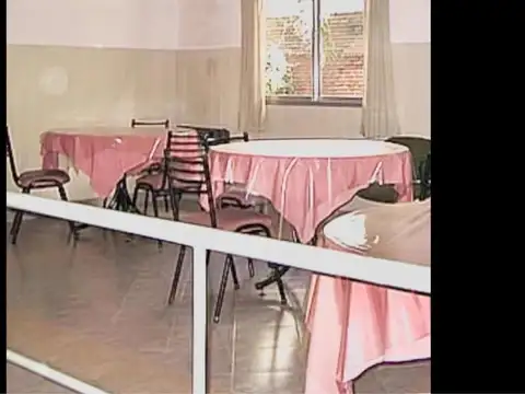 Fondo Comercio en Venta con 2 cocheras