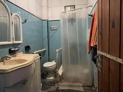 Casa 3 ambientes con 2 baños