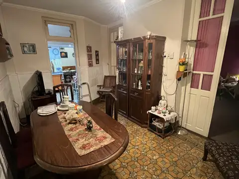 Depto Tipo Casa en Venta en Versalles, USD 145.000