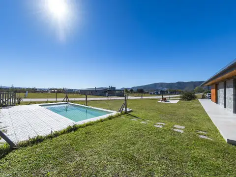 Venta 2 Casas amobladas en puerto del águila, ideal Familia, pileta, 3 dormitorios
