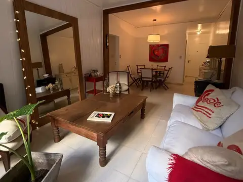 Departamento 4 ambientes con 2 baños