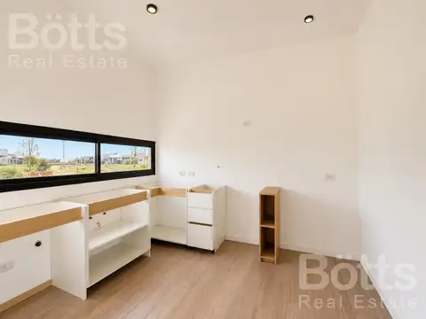 Casa en Alquiler de 3 dormitorios
