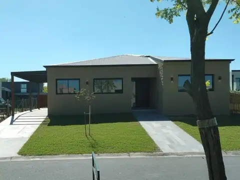 Casa a estrenar Barrio San Pablo, Pilar