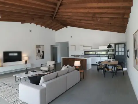 Casa en Venta en Pilar, USD 198.000