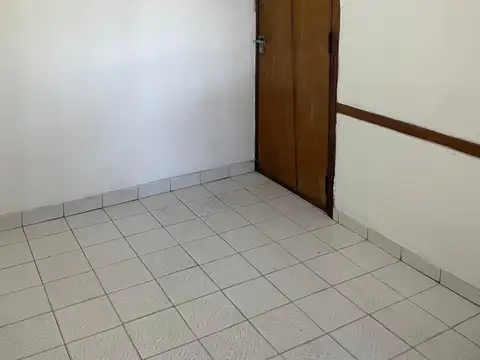 Depto Tipo Casa en Alquiler de 2 ambientes