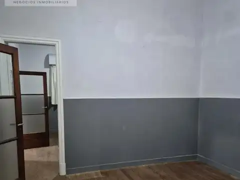 Depto Tipo Casa en Venta en Morón Sur, USD 93.000