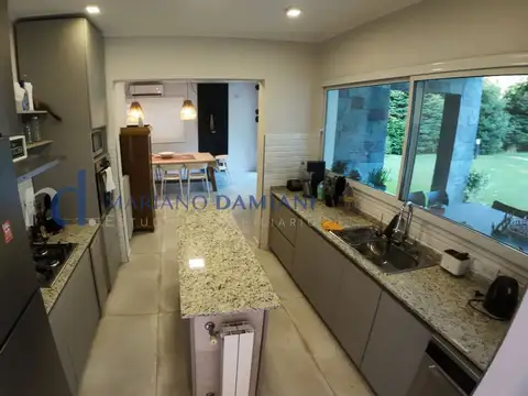 Casa en Venta en La Herradura, USD 490.000