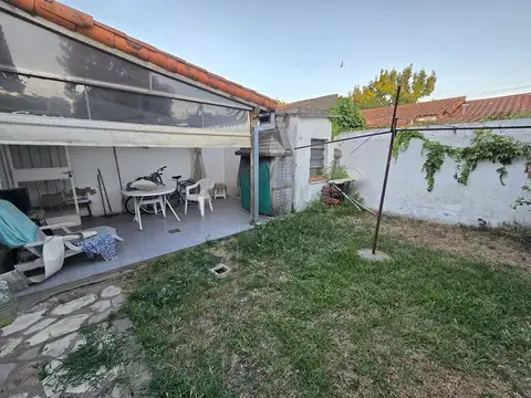 CHALET 7X20 ORIGINAL - 3 AMB - JARDIN LIBRE