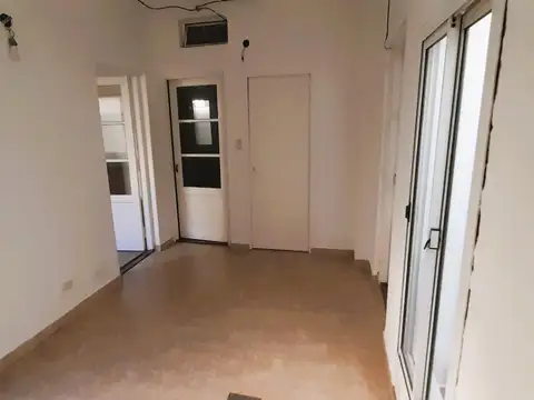 Depto Tipo Casa en Venta al Este