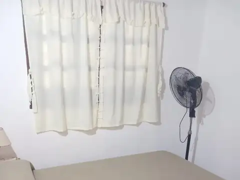 Casa 2 dormitorios con pileta