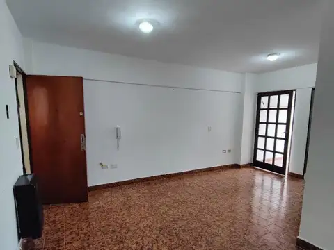 Las Heras 1000, Piso 2