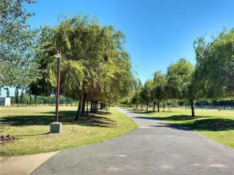 Terreno en venta Haras Club de Campo