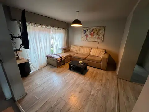 Venta casa de 4 ambientes en Sarandi