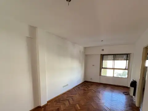 SEMIPISO de 1 dormitorio a metros de Av.Pellegrini