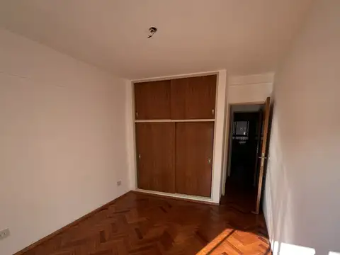 Departamento en Alquiler en Abasto, $ 500.000
