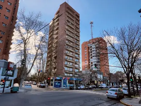 DEPARTAMENTO 4 AMBIENTES EN VENTA EN SAN ISIDRO