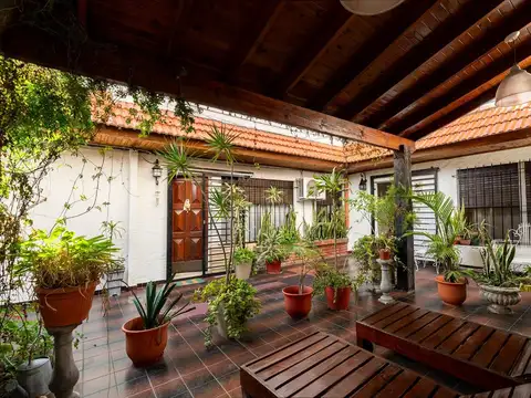 VENTA CASA 4 AMBIENTES WILDE AVELLANEDA