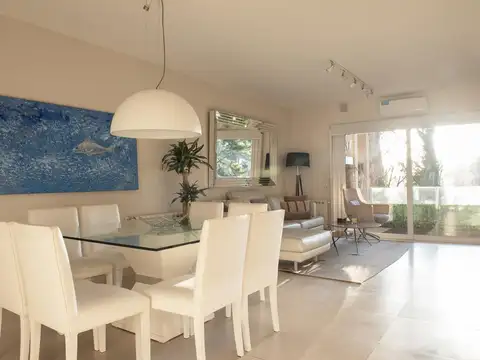 Cariló · Venta Depto 3 Amb · Balcón Terraza con Parrilla + Terraza Jacuzzi