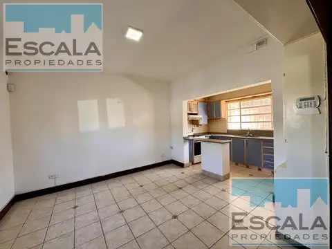 Casa en Alquiler 50 años