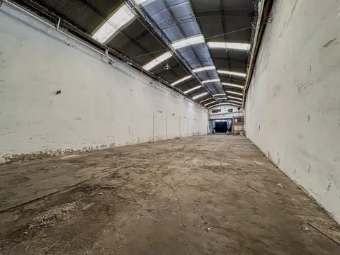 Galpon en Alquiler en Pompeya, $ 3.900.000