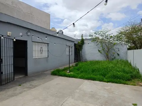Casa en Alquiler en Rafael Castillo, $ 500.000