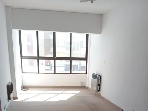 Av Maipú 1700, Piso 1