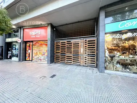 Venta Cochera semicubierta en Banfield Oeste