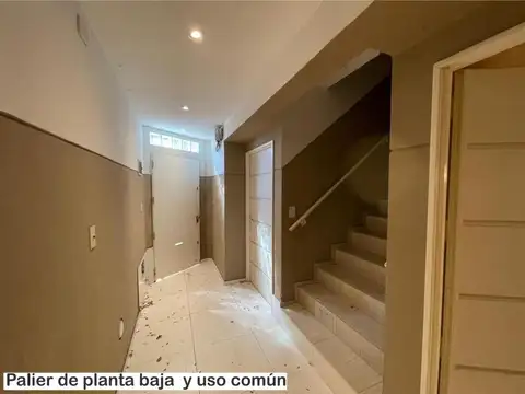 Depto Tipo Casa 2 ambientes con 1 baño