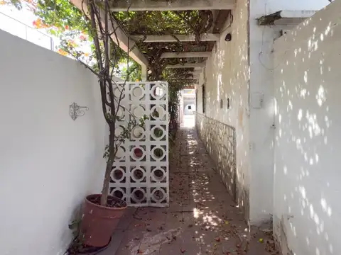 Depto Tipo Casa en Alquiler de 2 ambientes