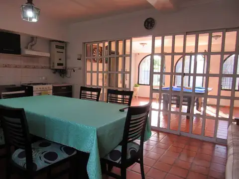 Casa dos dormitorios - Barrio Alborada -