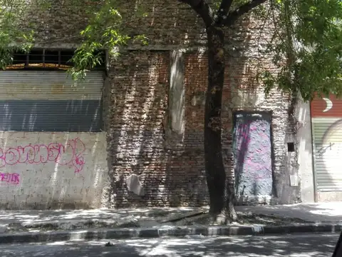 Galpon en venta, Constitucion, caba.