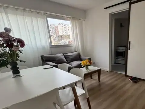 Departamento en Venta 3 ambientes amoblado con cochera