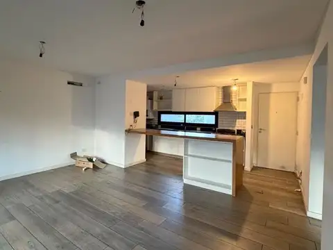 Departamento en Venta al Noreste