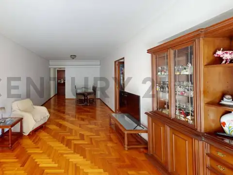 Departamento 4 ambientes con 3 baños