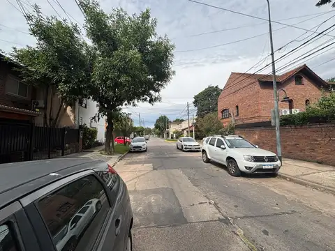 Oficina en Venta con 4 cocheras