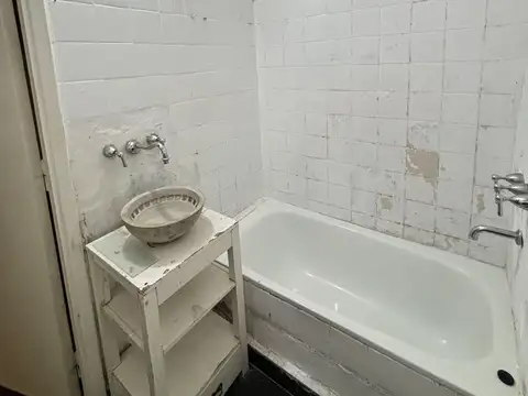 Depto Tipo Casa 2 ambientes con 1 baño