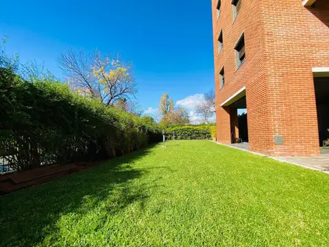 Departamento en Venta con 2 cocheras