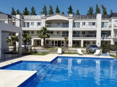 Departamento  en Alquiler en Boulevard del Sol, Pilar, G.B.A. Zona Norte