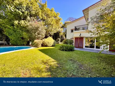 Casa en Venta de 4 dormitorios
