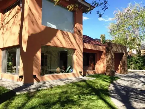 Casa en Venta de 5 dormitorios