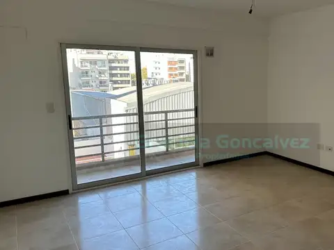 Agustín Álvarez 1500, Piso 5